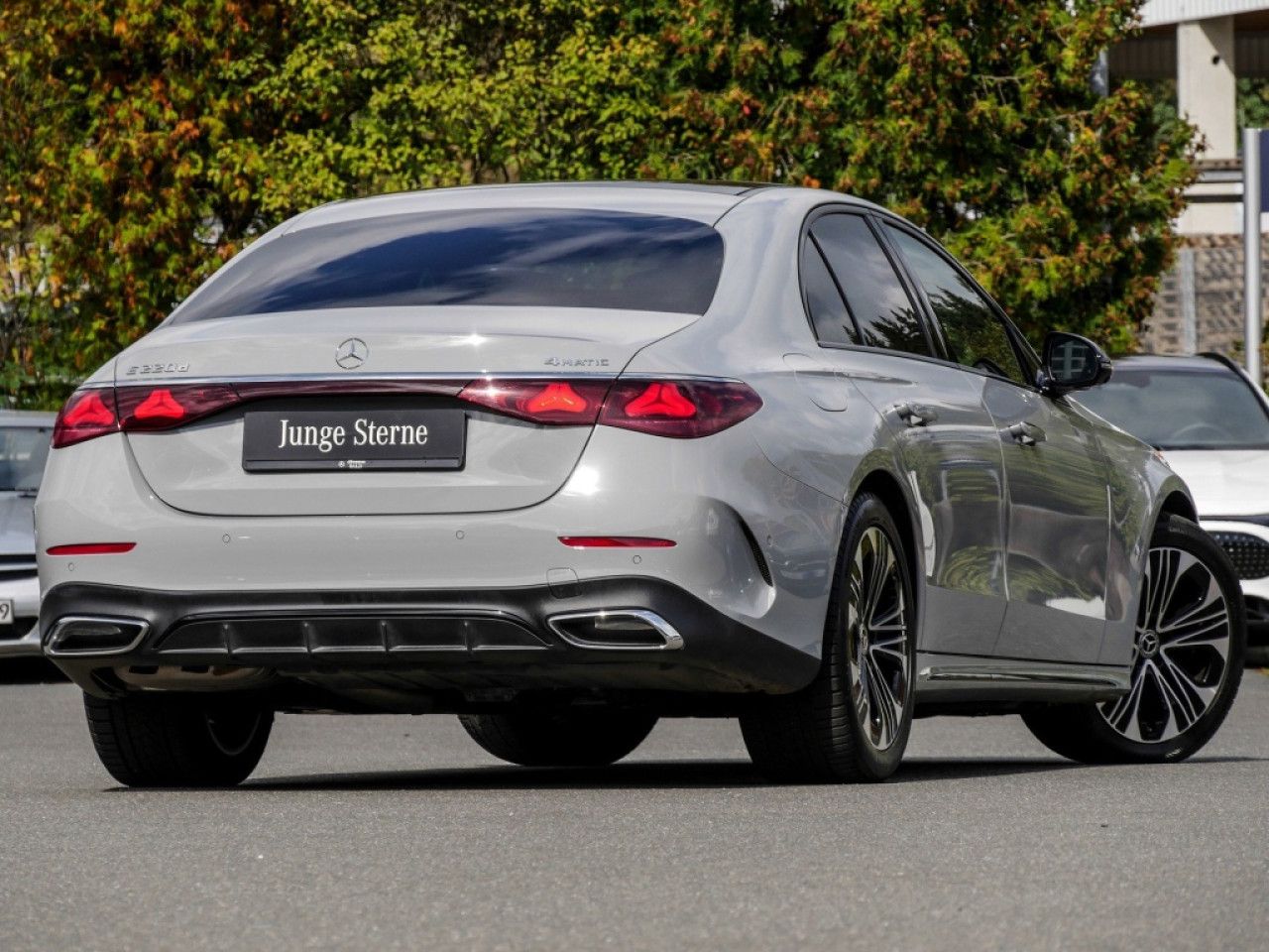 Mercedes-Benz E-Klasse – Bild 2