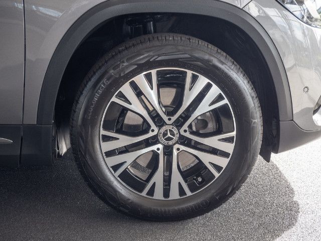 Mercedes-Benz GLA 220