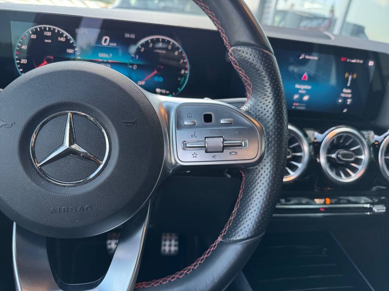 Photo du véhicule 14 / 18