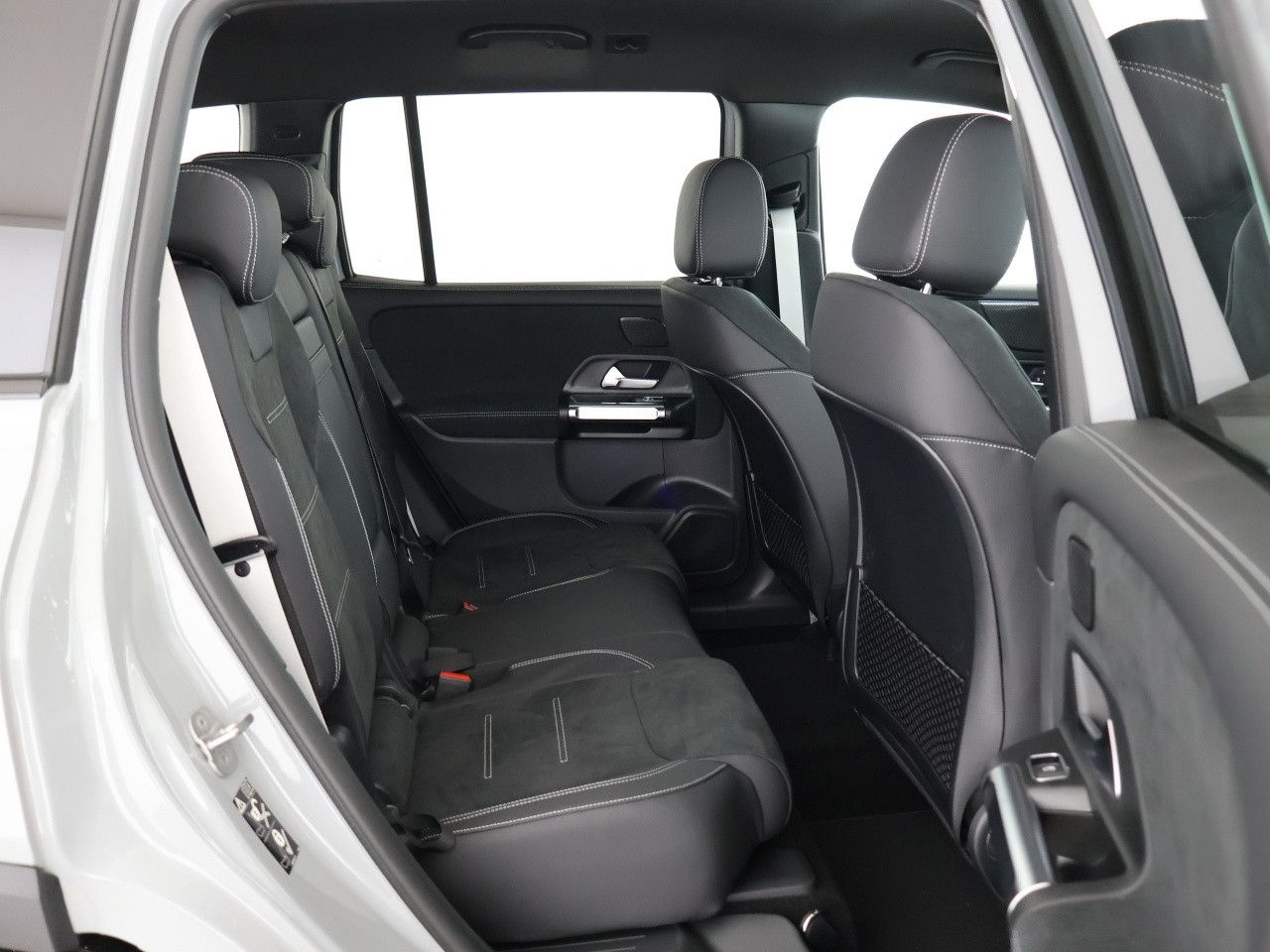 Mercedes-Benz GLB – Bild 14