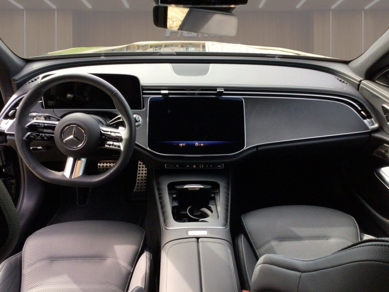 Mercedes-Benz E-Klasse – Bild 8