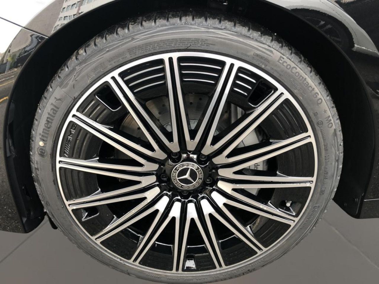 Mercedes-Benz E-Klasse – Bild 8
