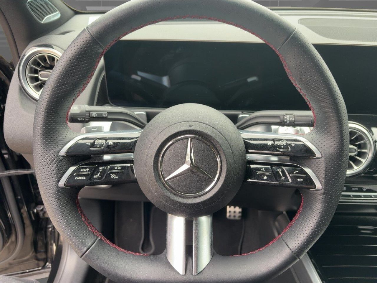 Mercedes-Benz GLB – Bild 8