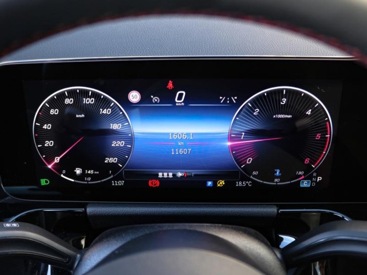 Photo du v&eacute;hicule 17 / 18