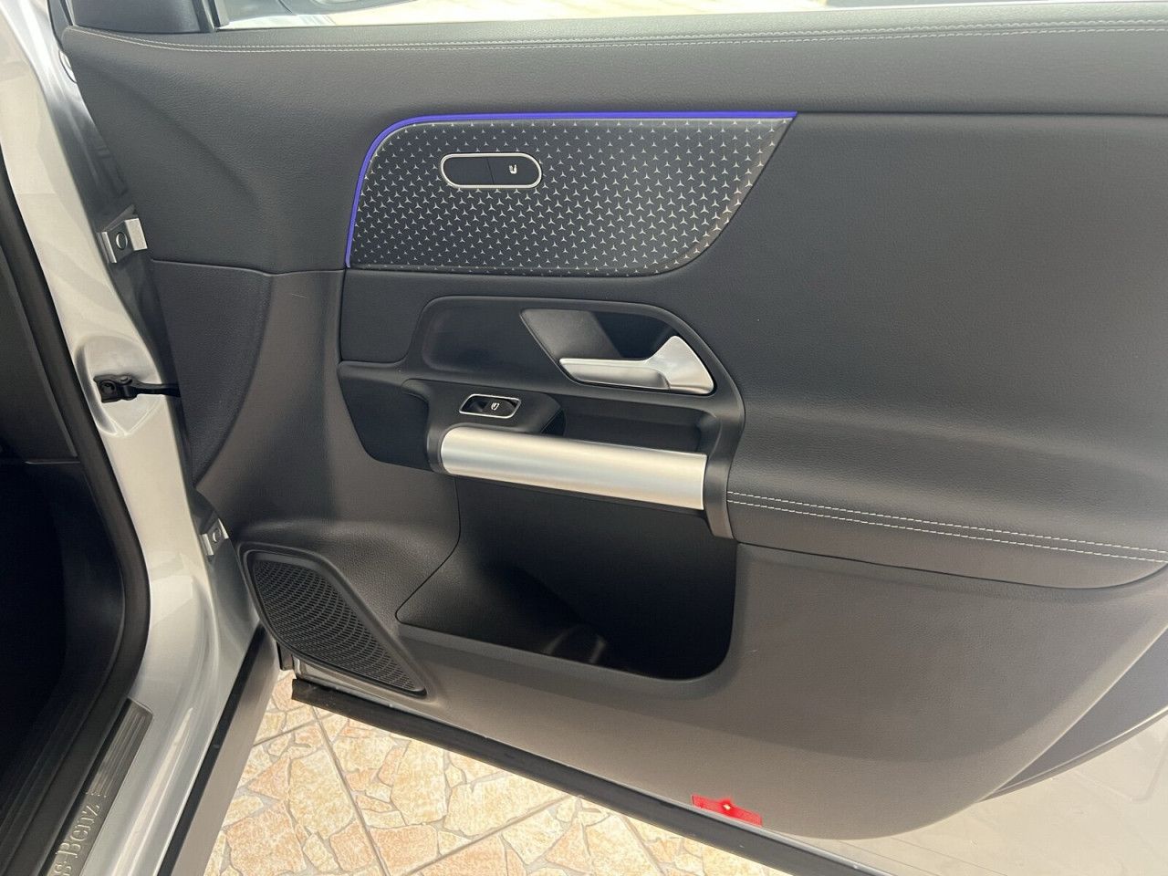 Fahrzeugbild 29 / 30