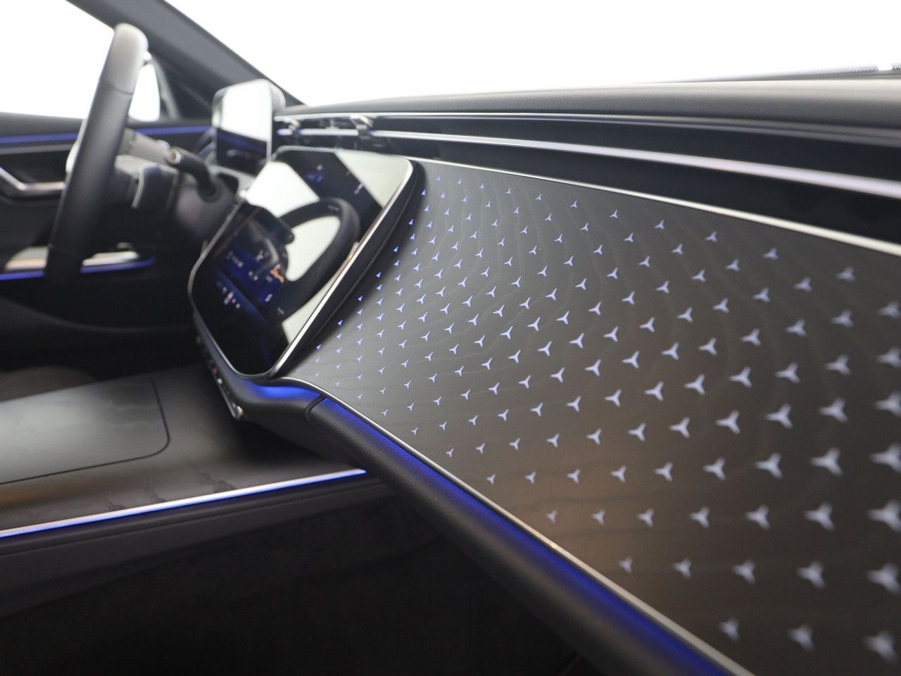 Mercedes-Benz E-Klasse – Bild 12