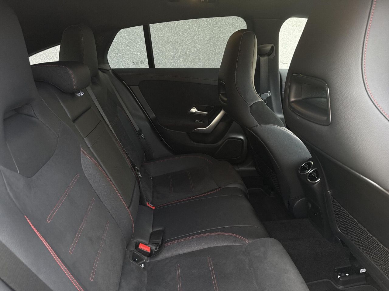 Zdjęcie pojazdu 18 / 22