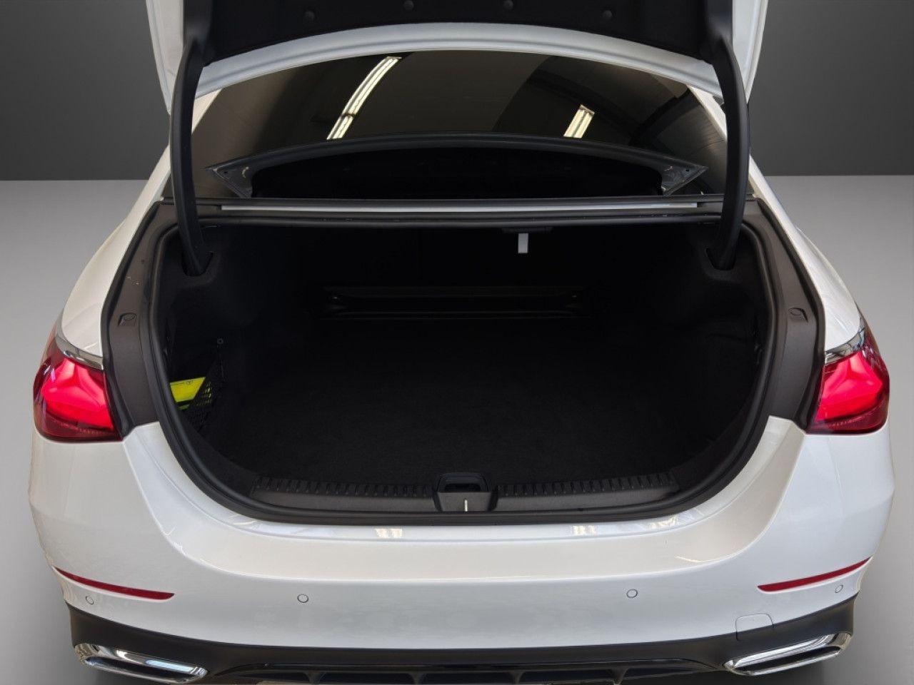 Mercedes-Benz E-Klasse – Bild 11
