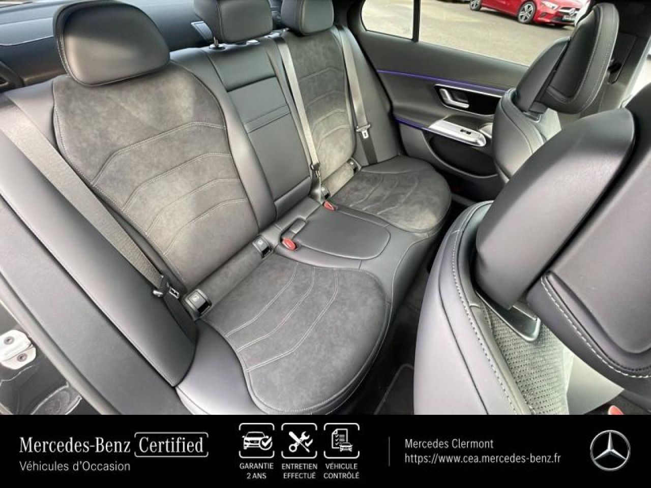 Photo du v&eacute;hicule 12 / 18