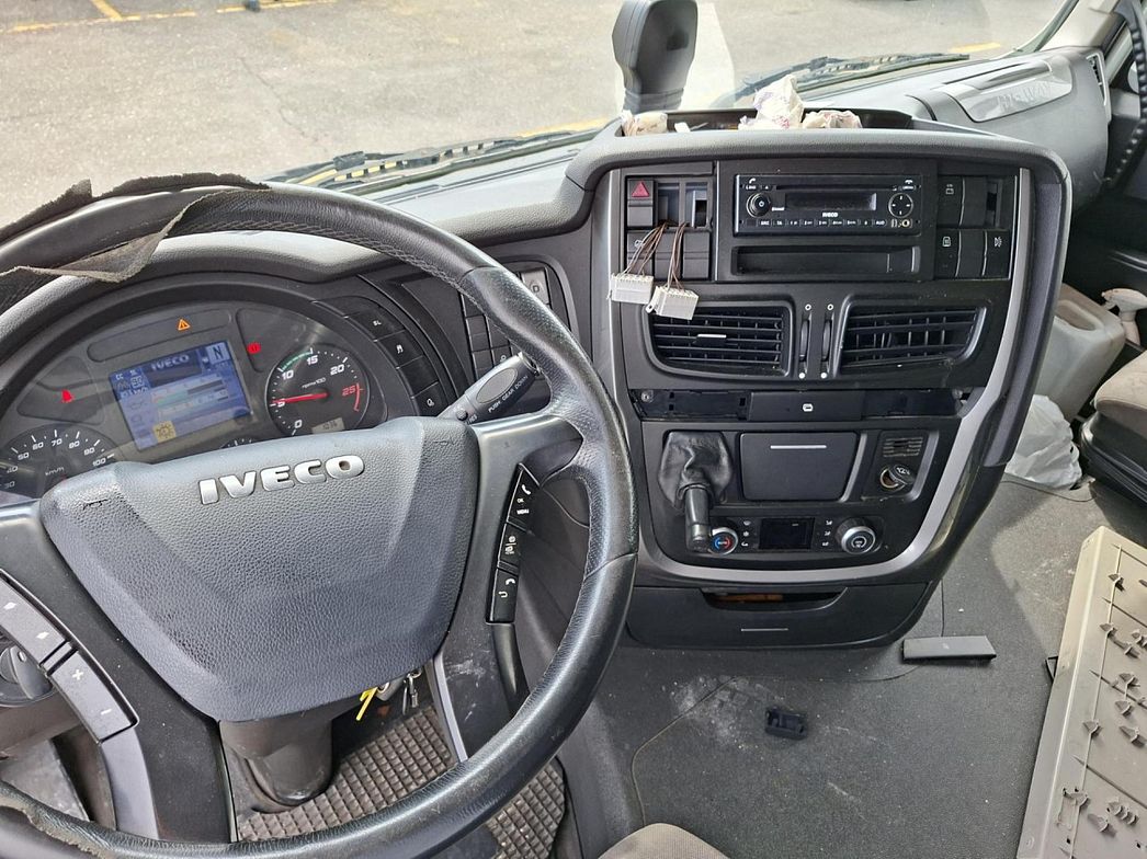 IVECO | AS440S46