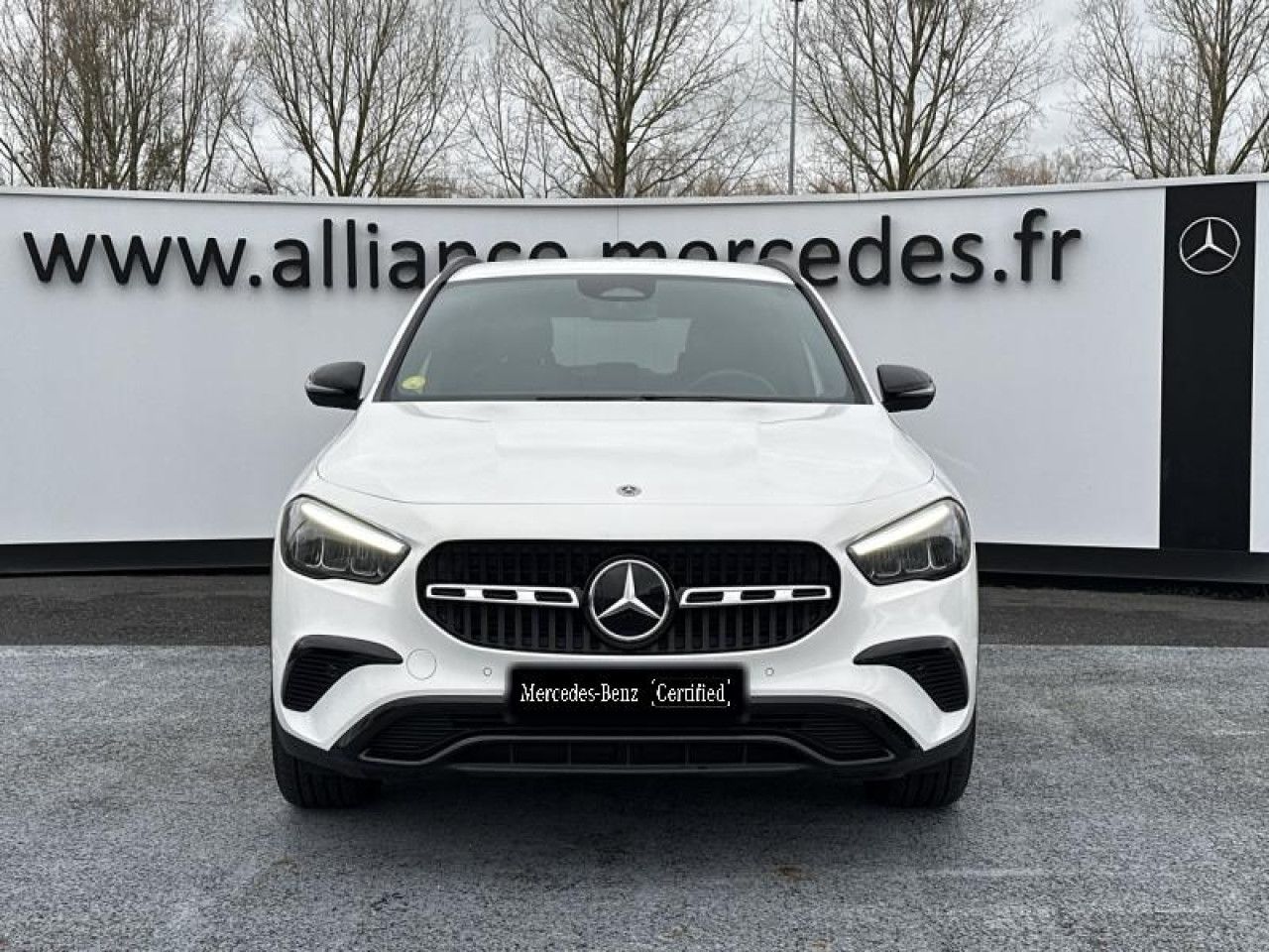 Photo du v&eacute;hicule 8 / 18