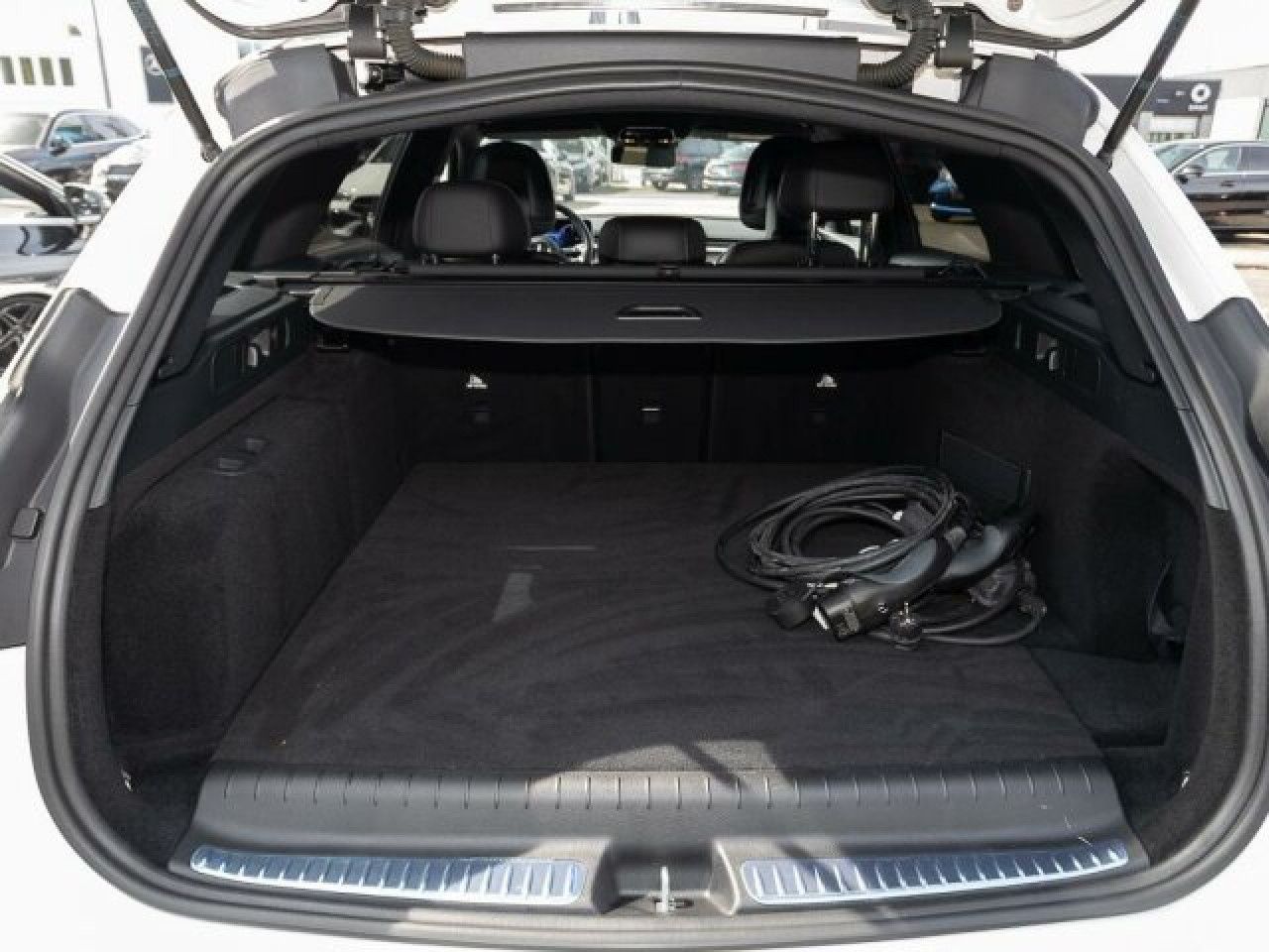 Mercedes-Benz C-Klasse – Bild 13