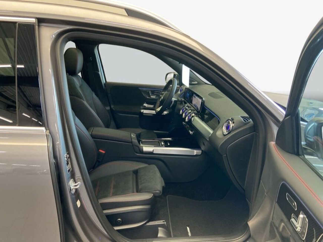 Mercedes-Benz GLB – Bild 12