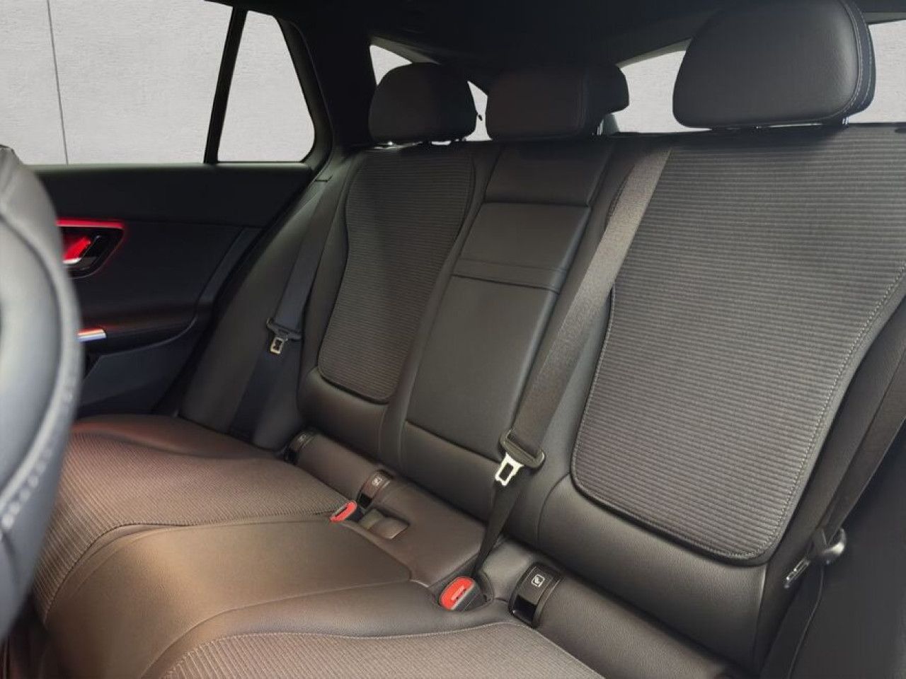 Mercedes-Benz C-Klasse – Bild 15