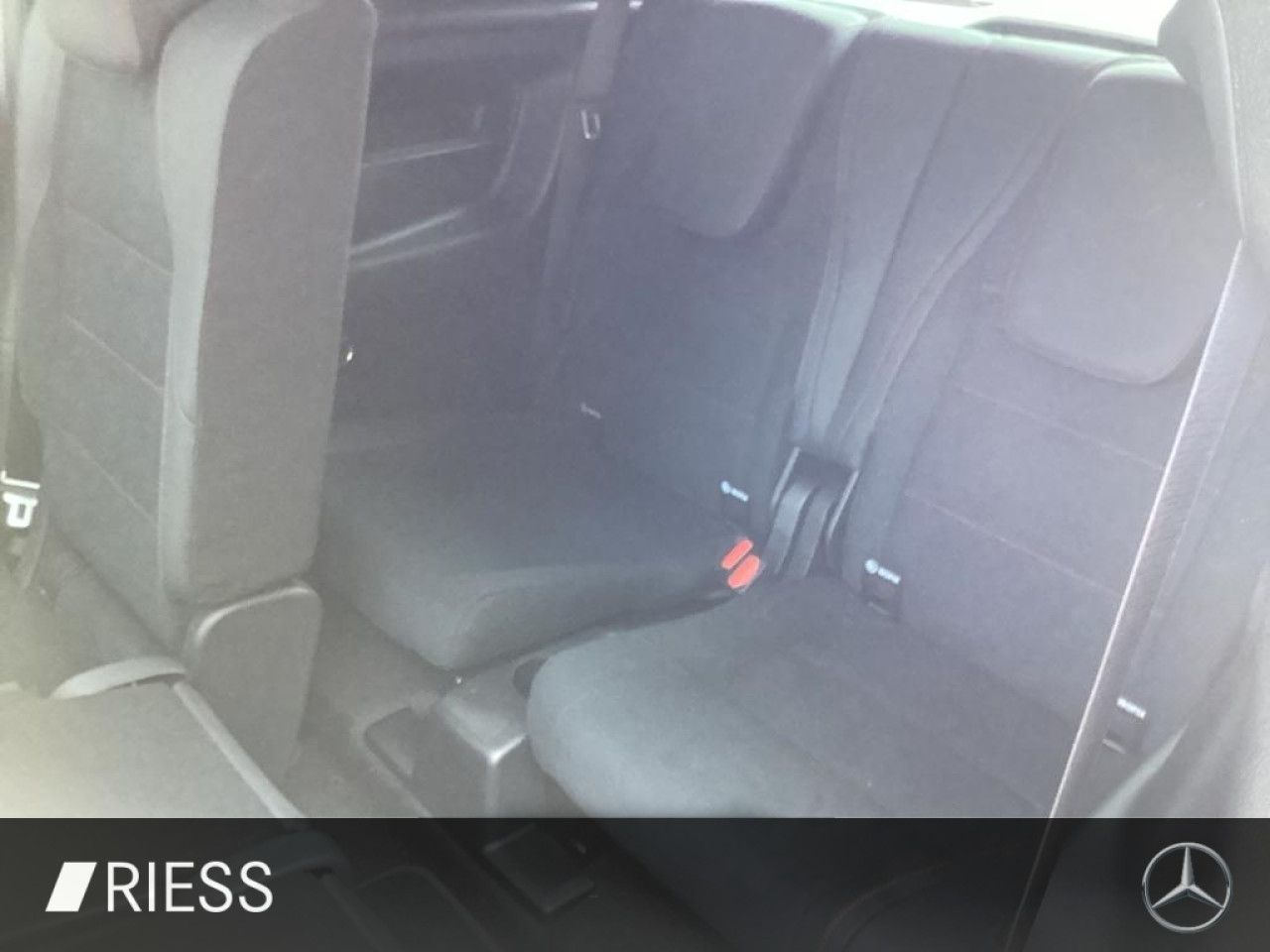 Mercedes-Benz GLB – Bild 15