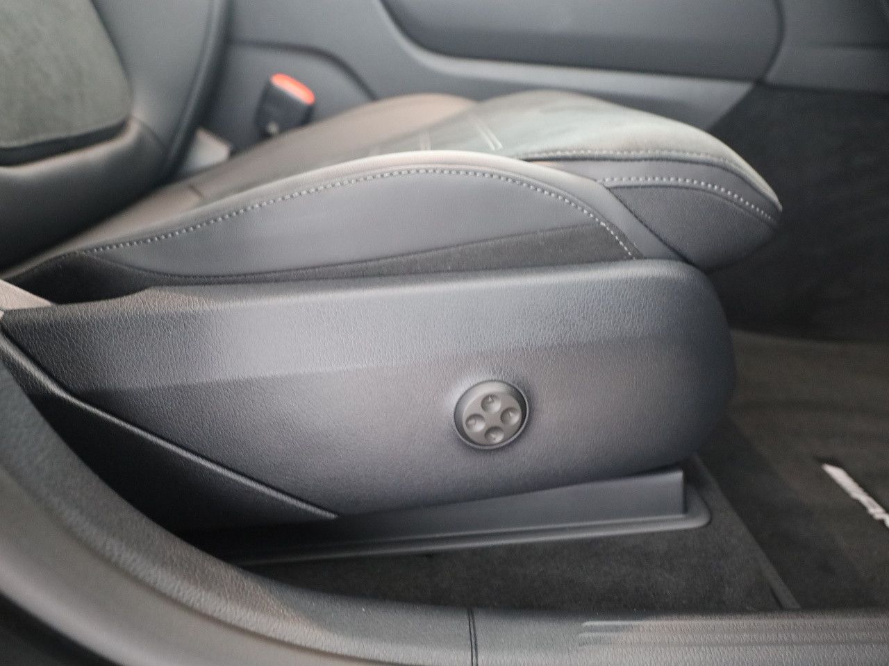 Fahrzeugbild 16 / 20