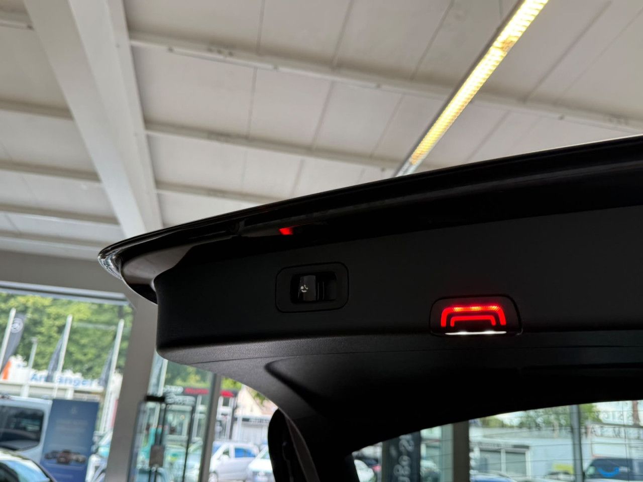 Mercedes-Benz E-Klasse – Bild 15