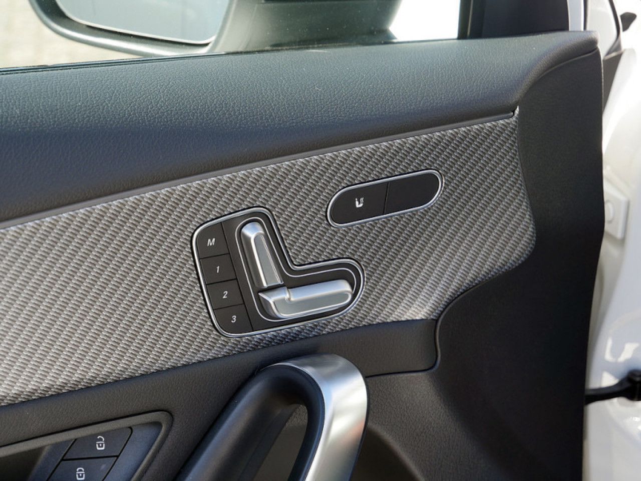 Mercedes-Benz A-Klasse – Bild 12