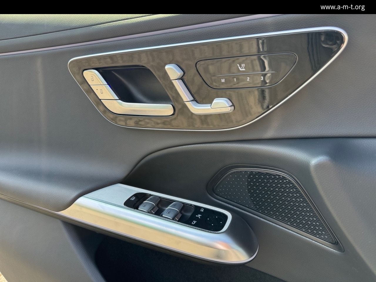 Mercedes-Benz E-Klasse – Bild 15
