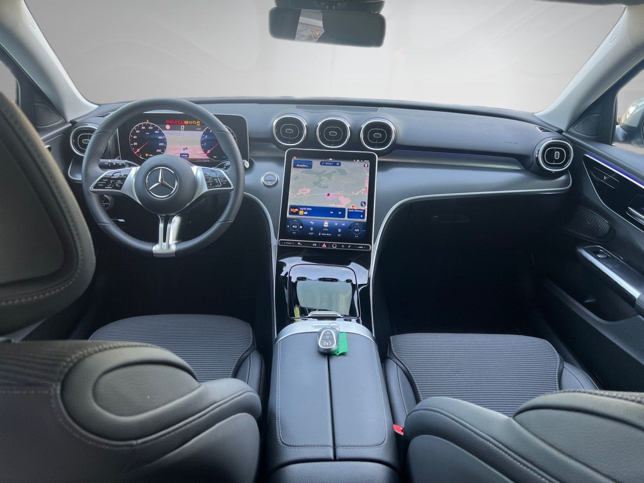 Mercedes-Benz C-Klasse – Bild 22