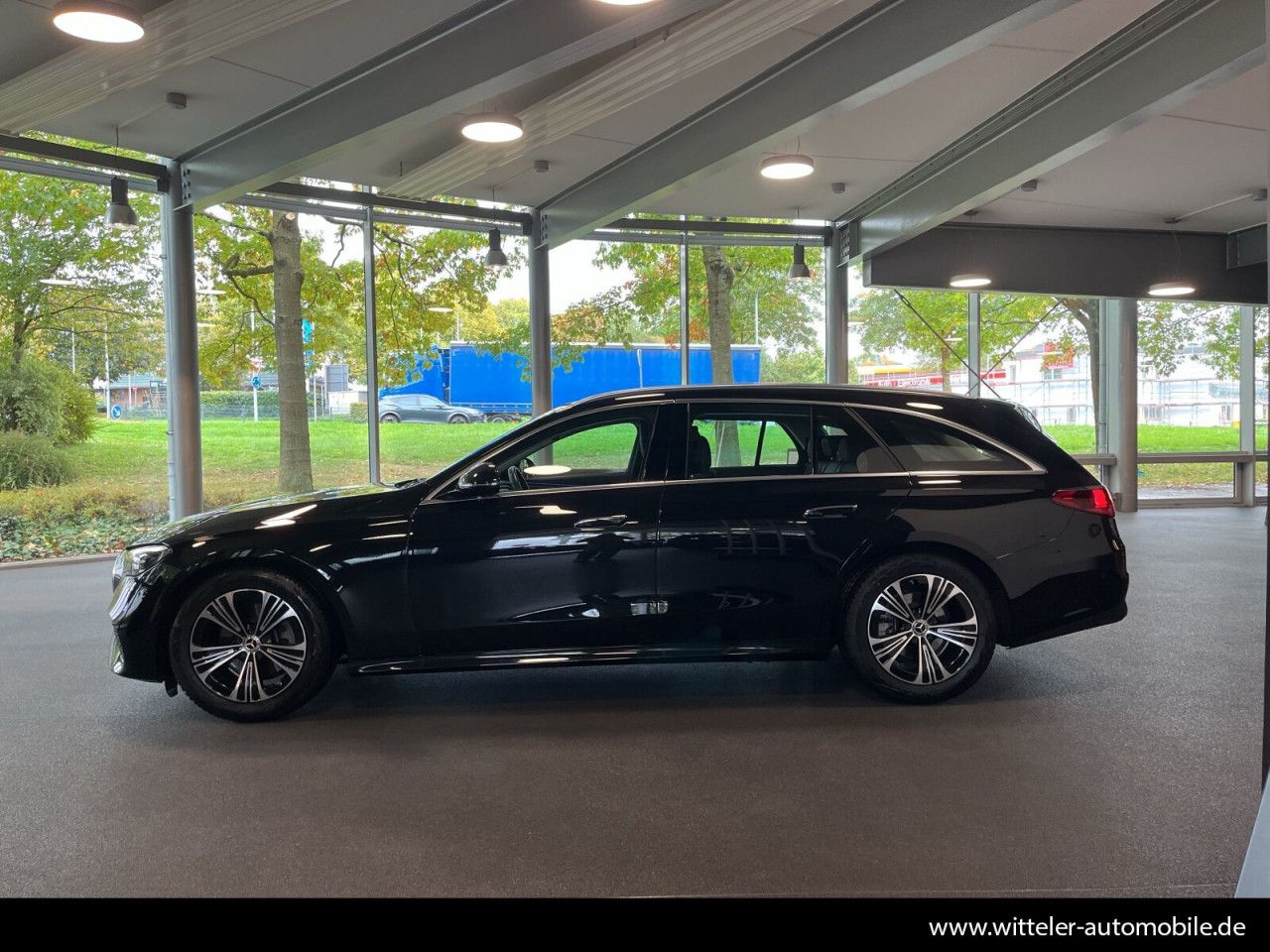 Mercedes-Benz E-Klasse – Bild 14