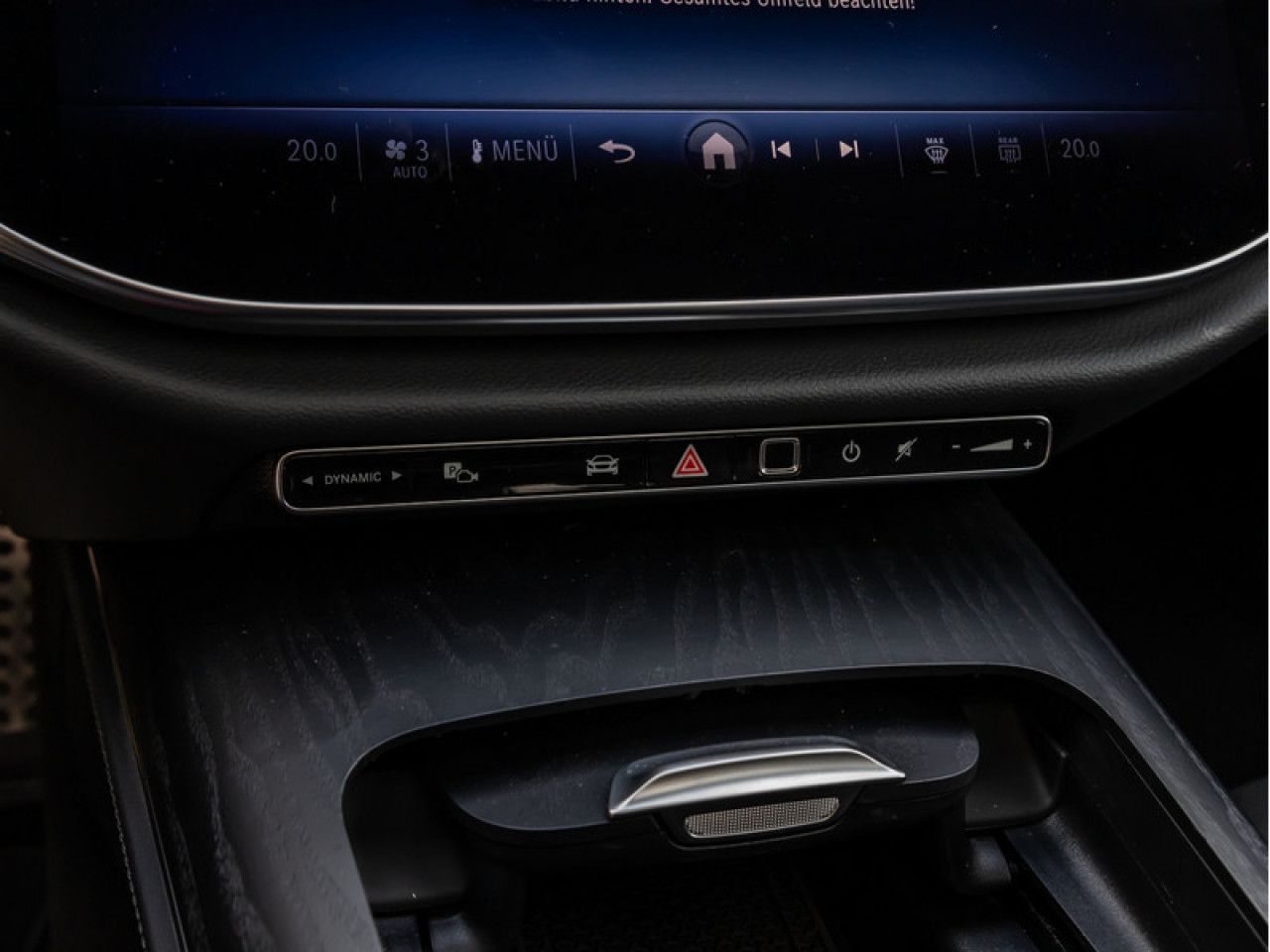 Mercedes-Benz E-Klasse – Bild 15