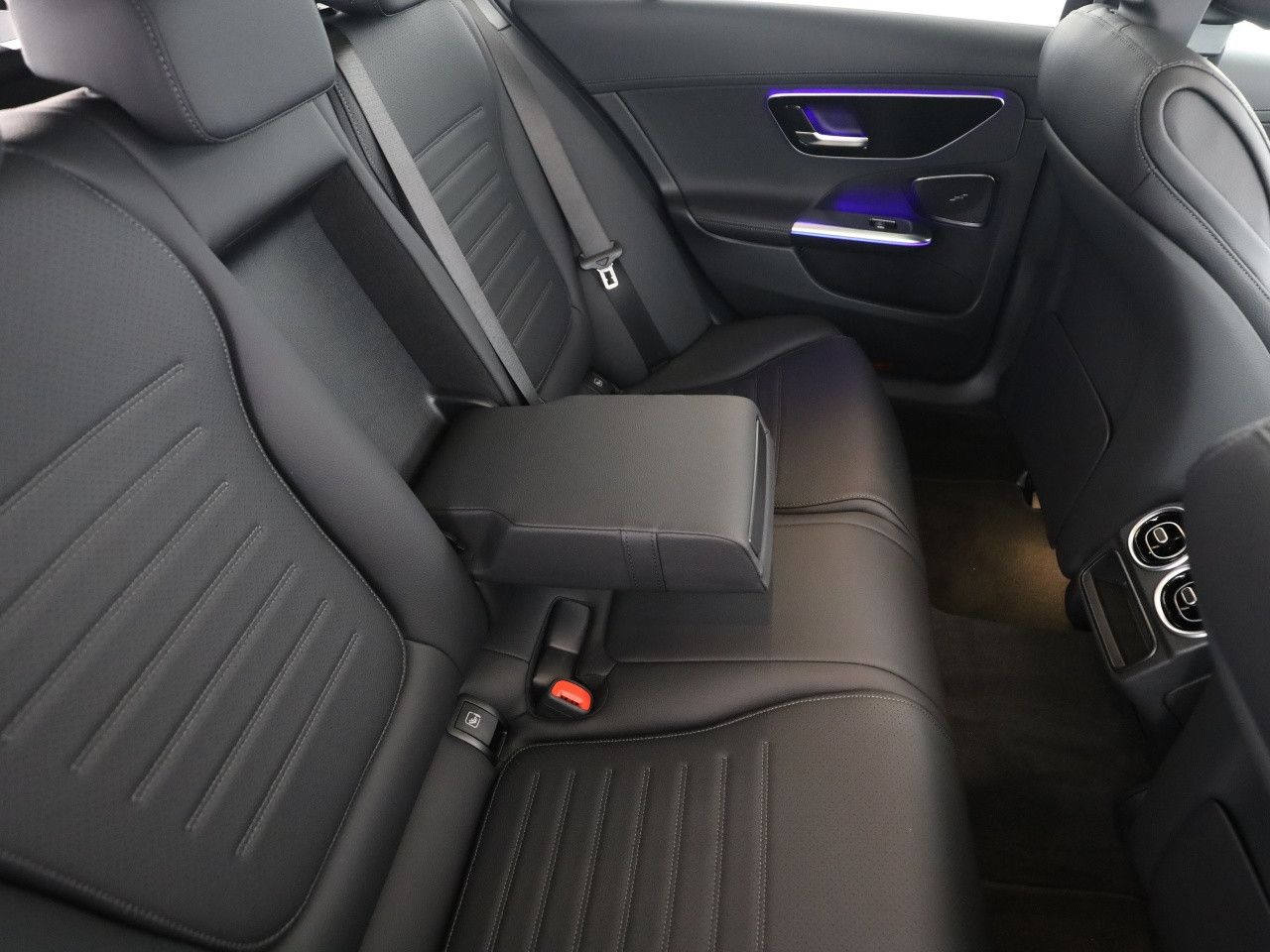 Mercedes-Benz C-Klasse – Bild 21