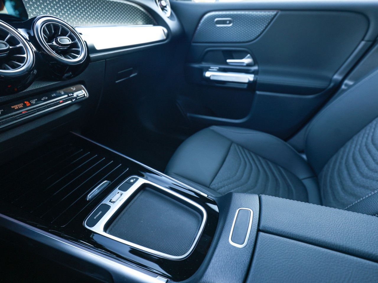 Mercedes-Benz EQB – Bild 16