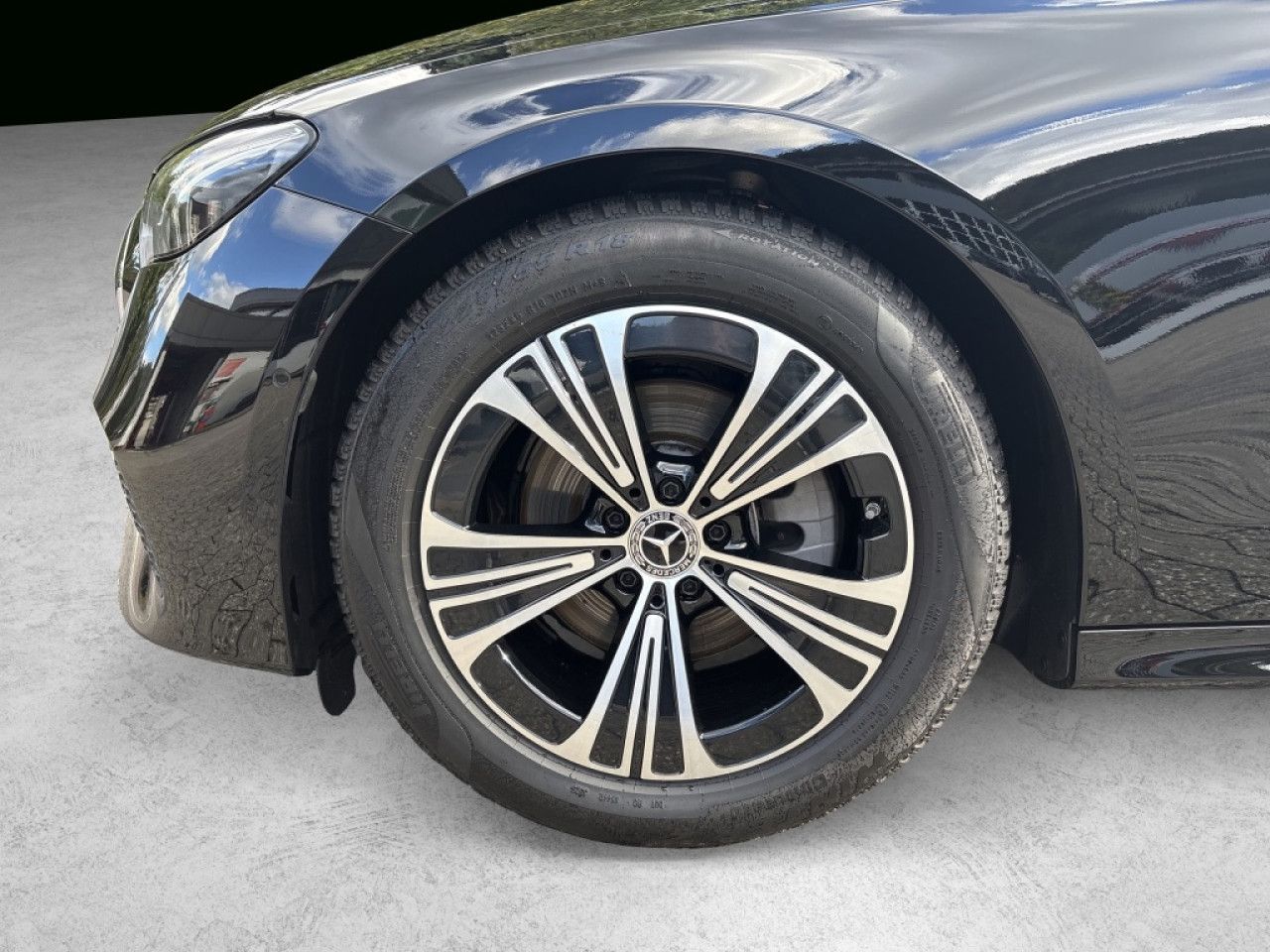 Mercedes-Benz E-Klasse – Bild 3