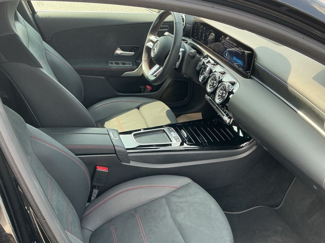 Mercedes-Benz A-Klasse – Bild 13