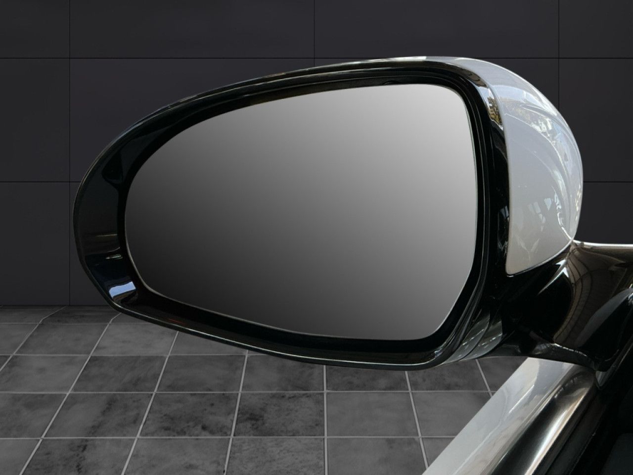 Mercedes-Benz E-Klasse – Bild 14