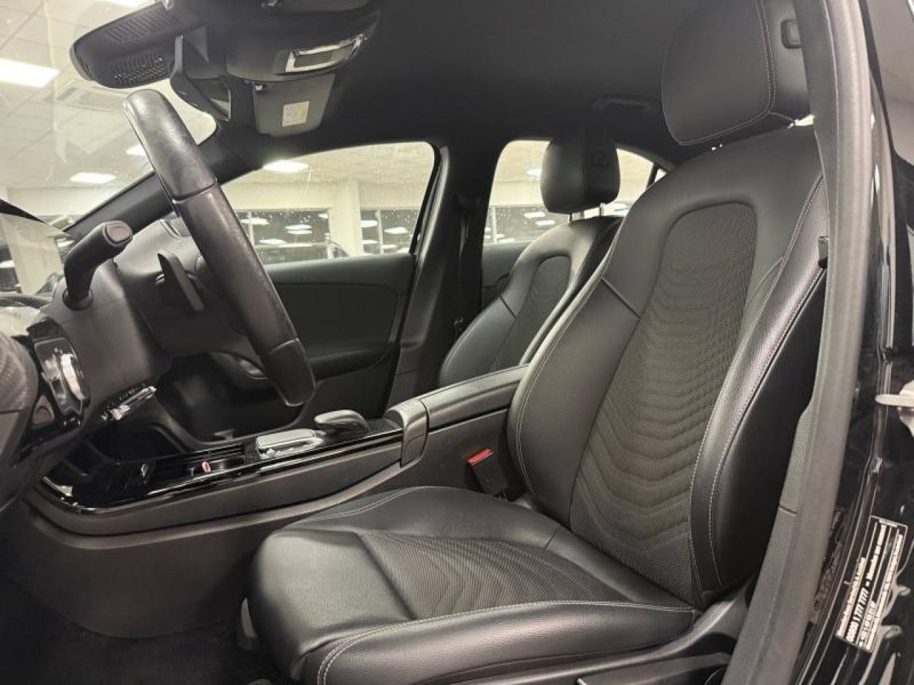 Photo du v&eacute;hicule 5 / 12