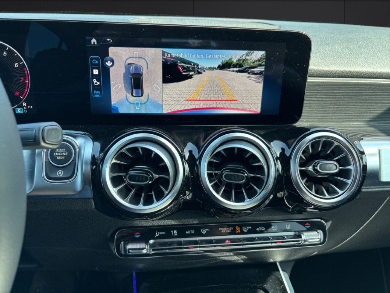 Mercedes-Benz GLB – Bild 11