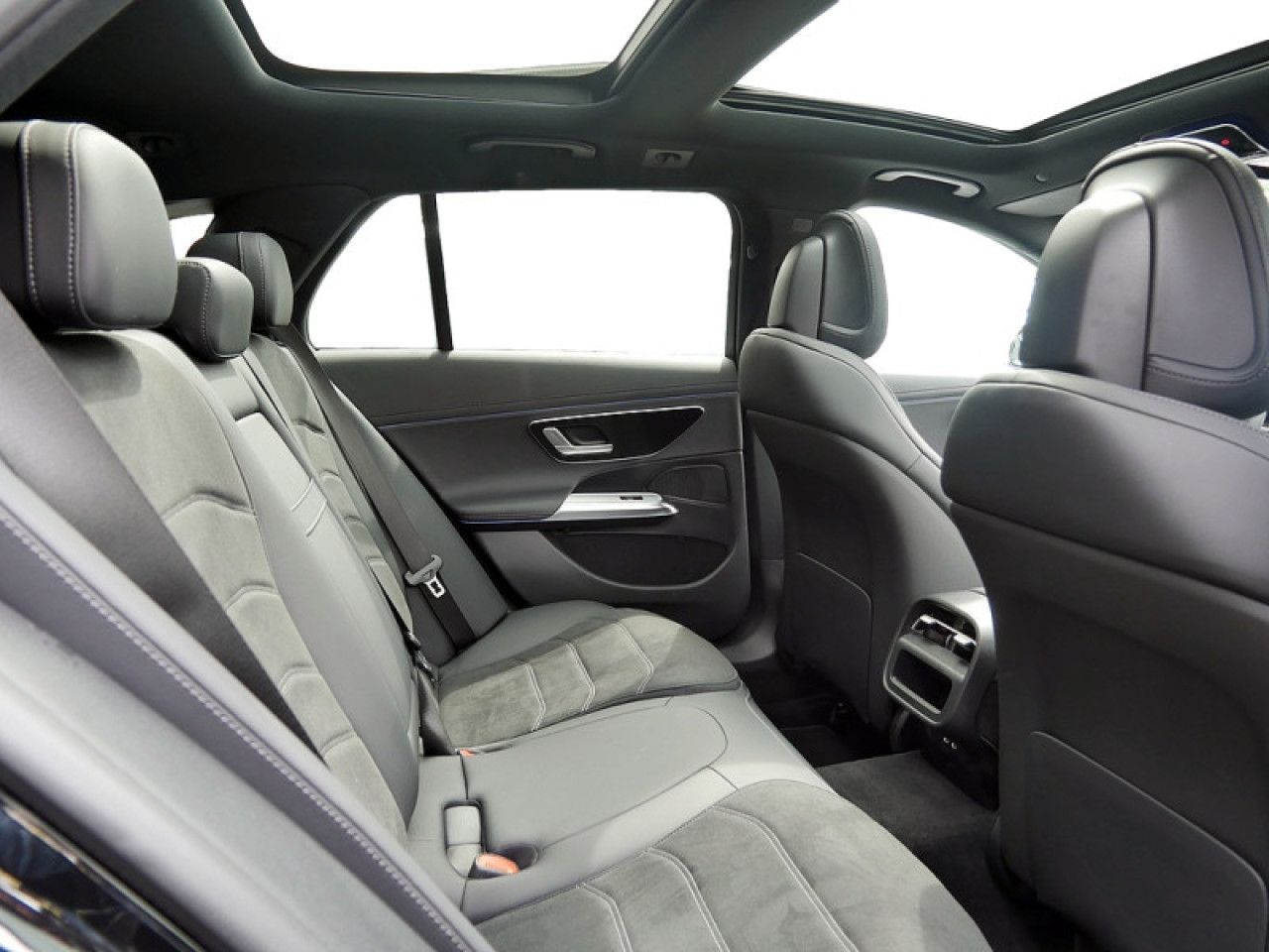 Mercedes-Benz E-Klasse – Bild 6
