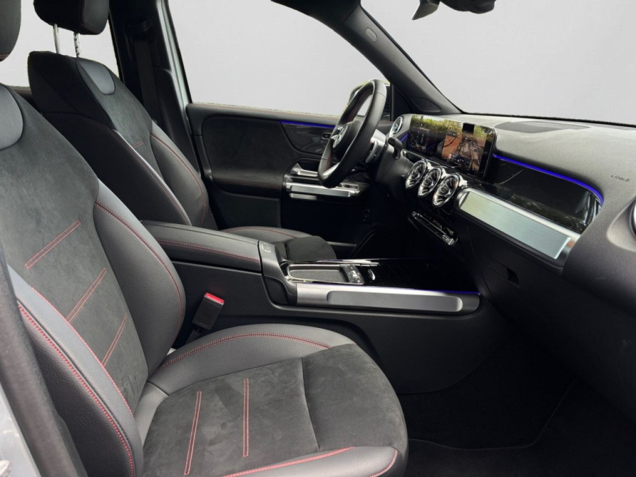 Mercedes-Benz GLB – Bild 11