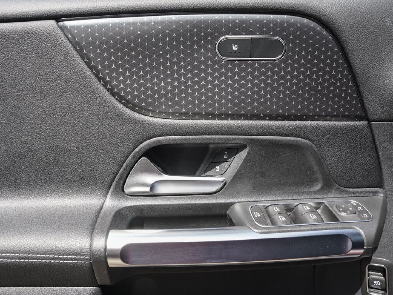 Mercedes-Benz GLB – Bild 14