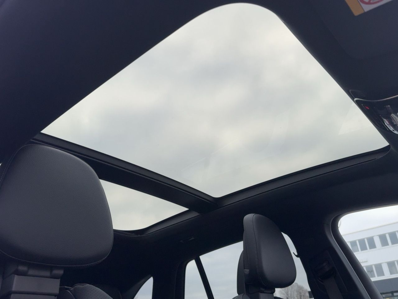 Fahrzeugbild 14 / 16