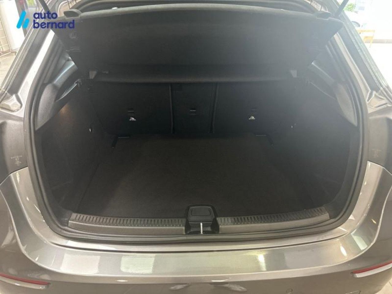 Photo du v&eacute;hicule 6 / 16