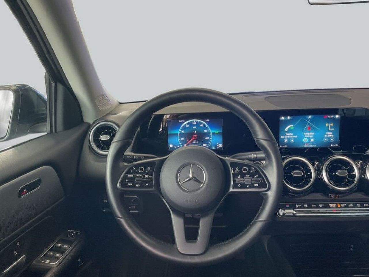 Mercedes-Benz GLB – Bild 16
