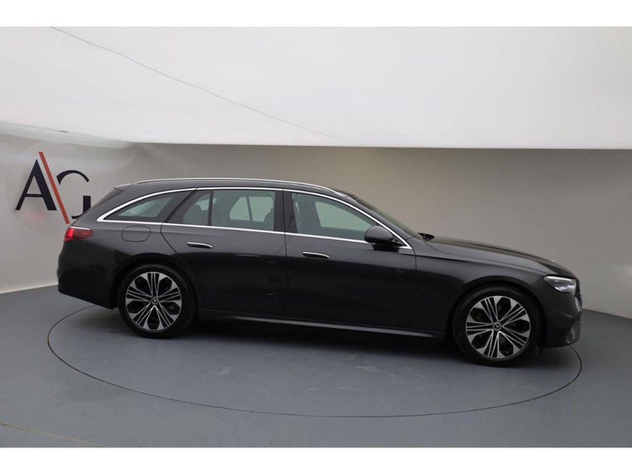 Mercedes-Benz E-Klasse – Bild 6