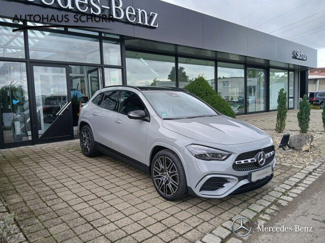 Mercedes-Benz GLA 200