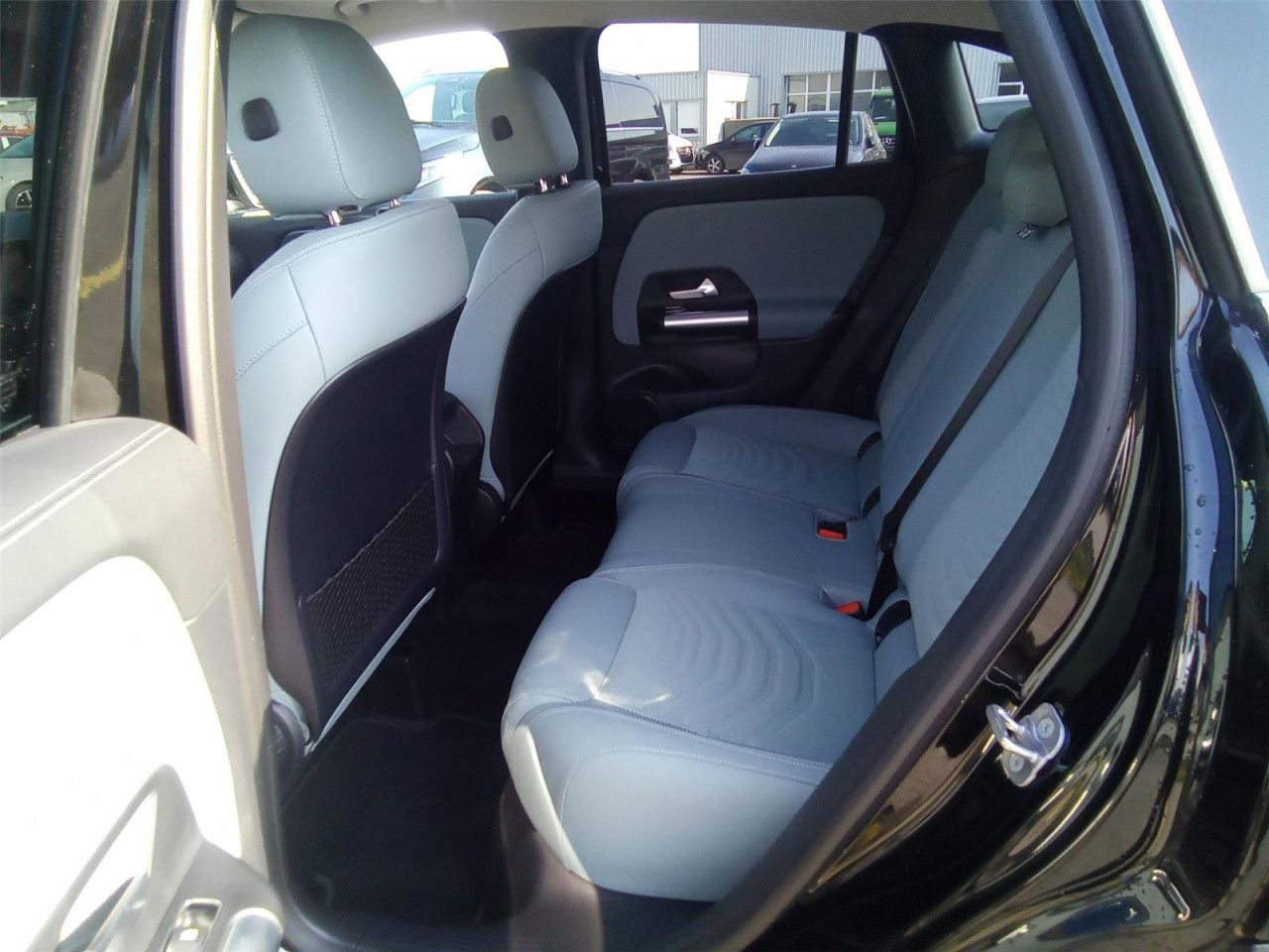 Fahrzeugbild 16 / 19