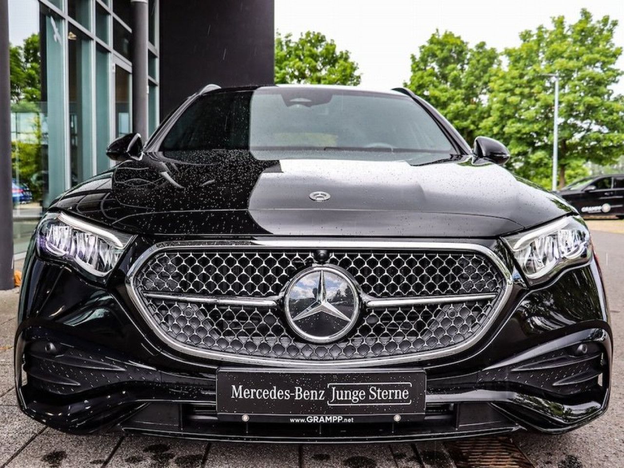 Mercedes-Benz E-Klasse – Bild 2