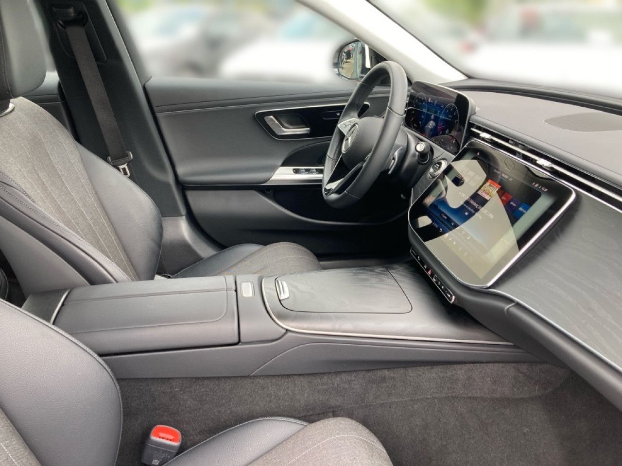 Mercedes-Benz E-Klasse – Bild 10
