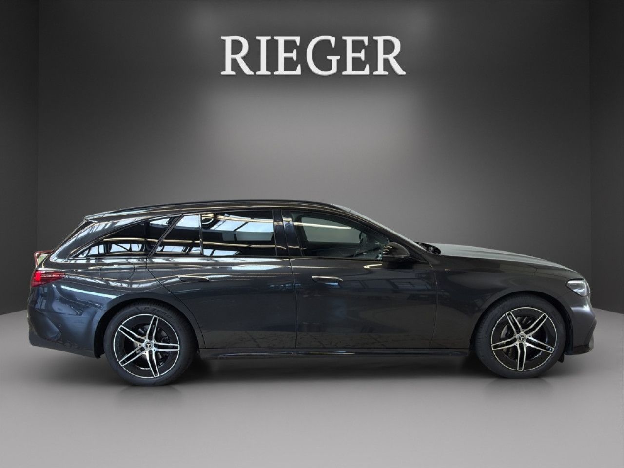 Mercedes-Benz E-Klasse – Bild 13