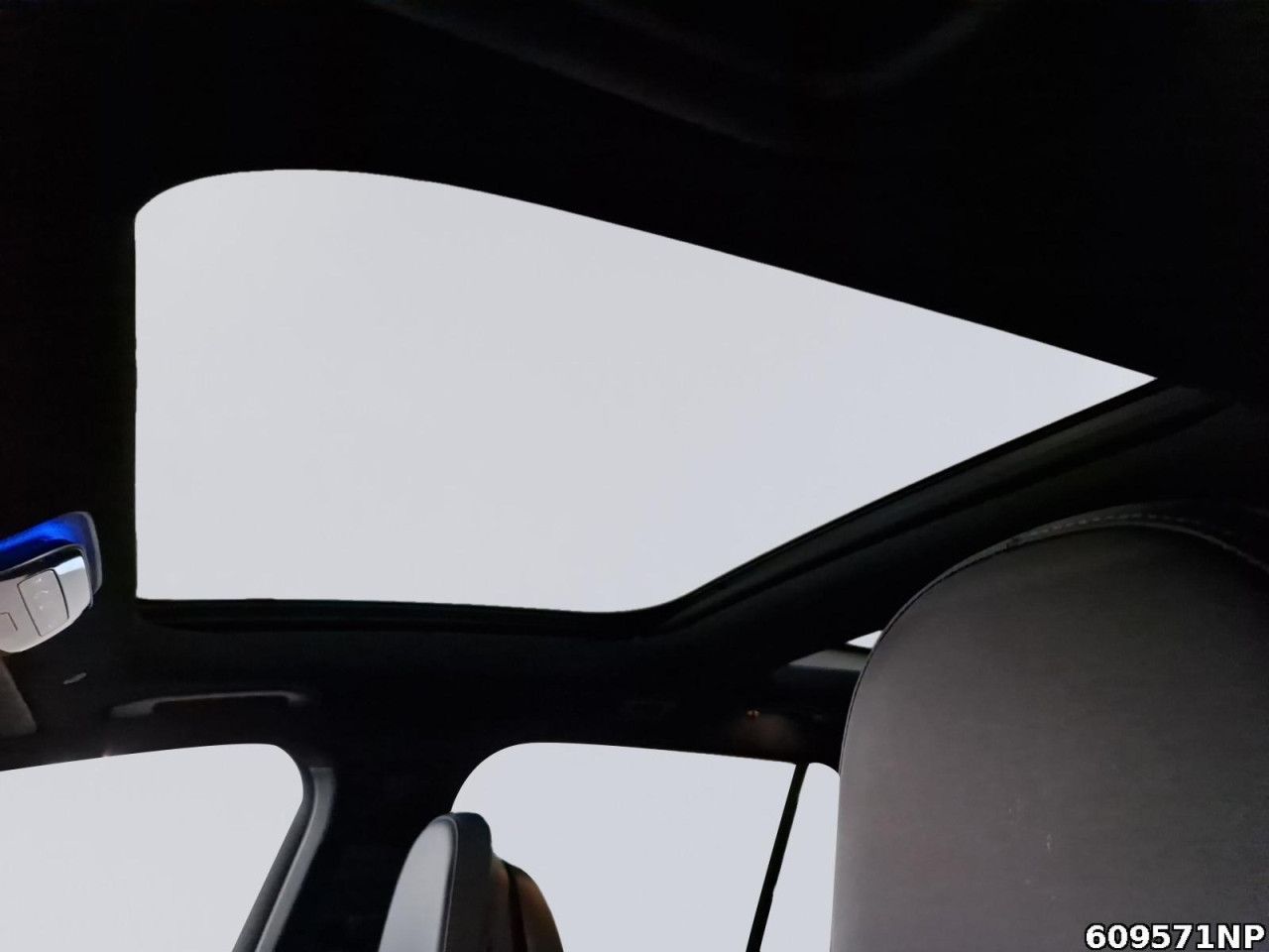 Mercedes-Benz E-Klasse – Bild 12