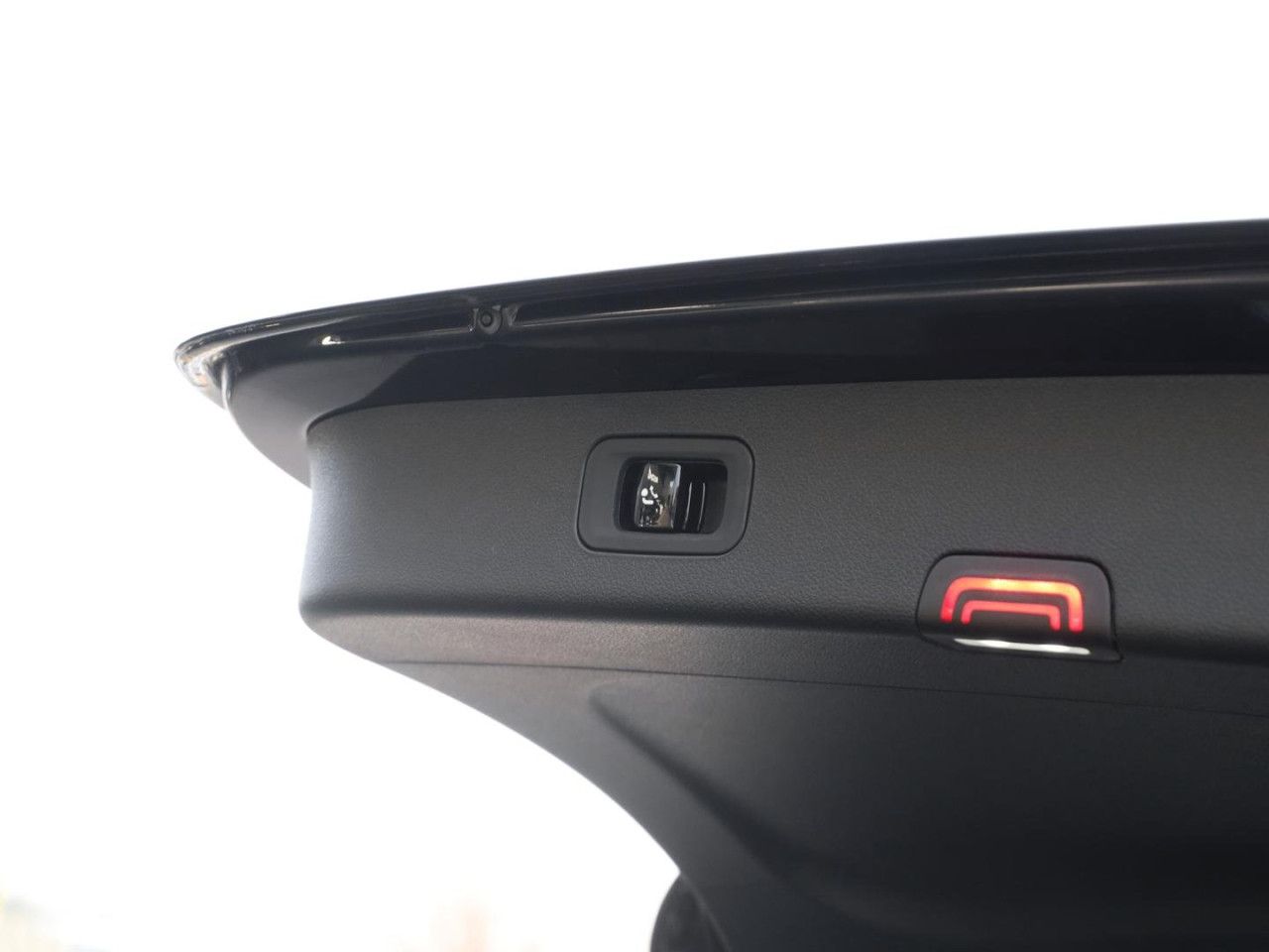Mercedes-Benz E-Klasse – Bild 12
