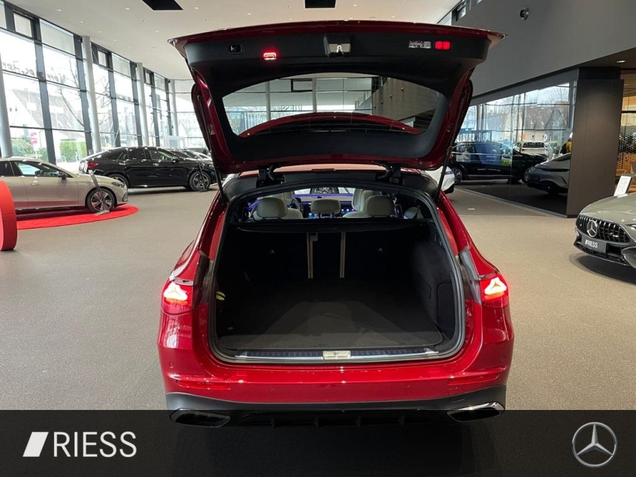 Mercedes-Benz E-Klasse – Bild 18