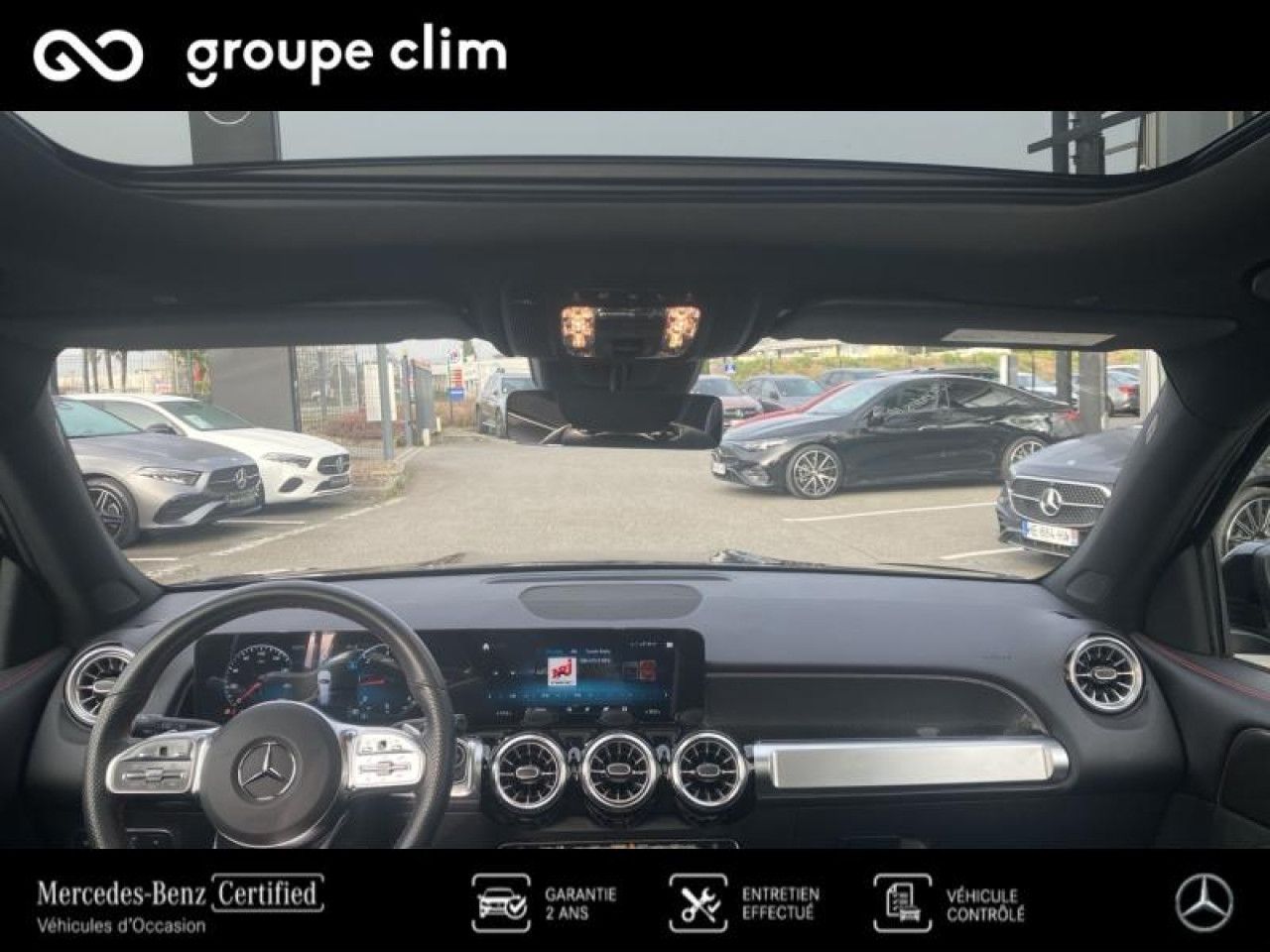 Photo du v&eacute;hicule 15 / 18