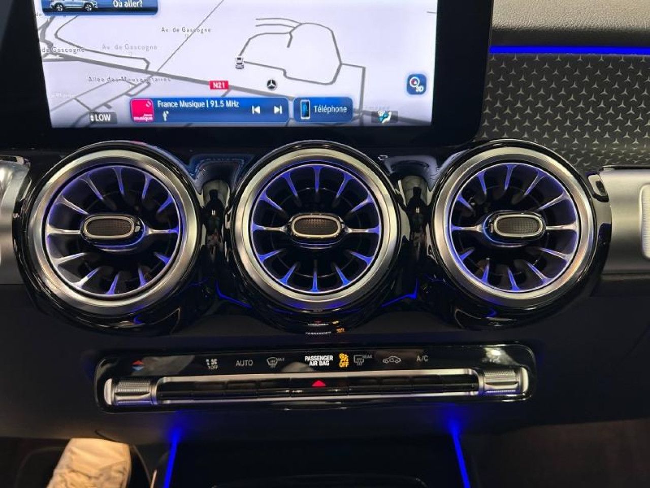 Photo du v&eacute;hicule 14 / 18